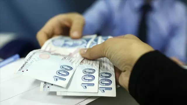 MEMUR EMEKLİLERİNDEN TARİHİ İSYAN: “SEFALETE MAHKÛM EDİLDİK, ARTIK KENDİ YOLUMUZU ÇİZECEĞİZ”