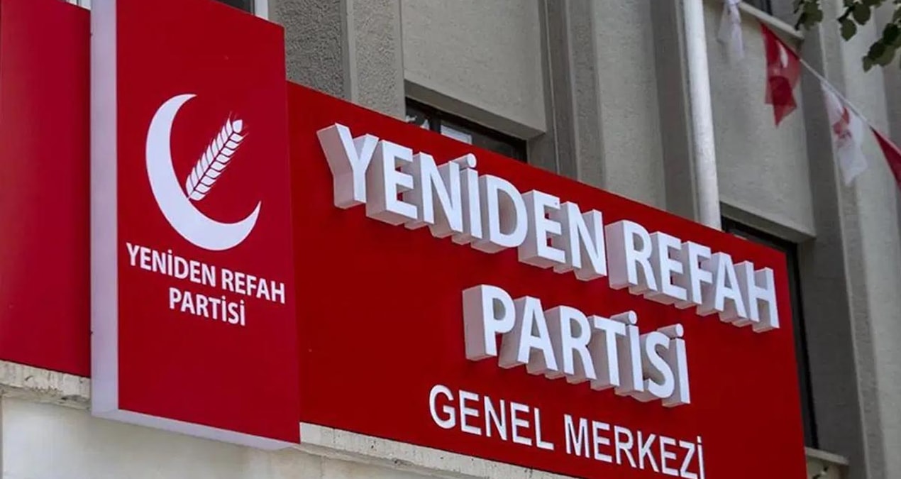 Yeniden Refah Partisi Bursa’da Deprem: İl Başkanı Görevi Bıraktı, Teşkilat Alarmda