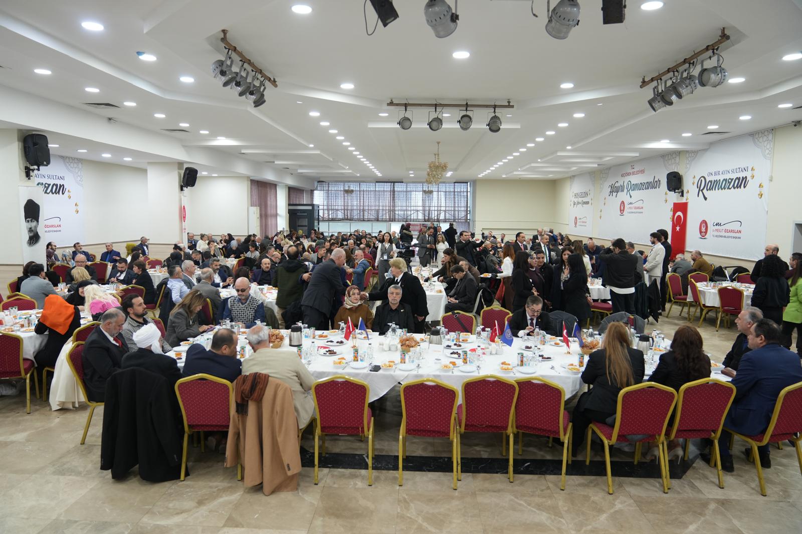 “Büyük Türkiye İçin Büyük Adım”: Türkiye Gelişim ve Gençlik Vakfı’ndan Ankara’da Geniş Katılımlı Buluşma