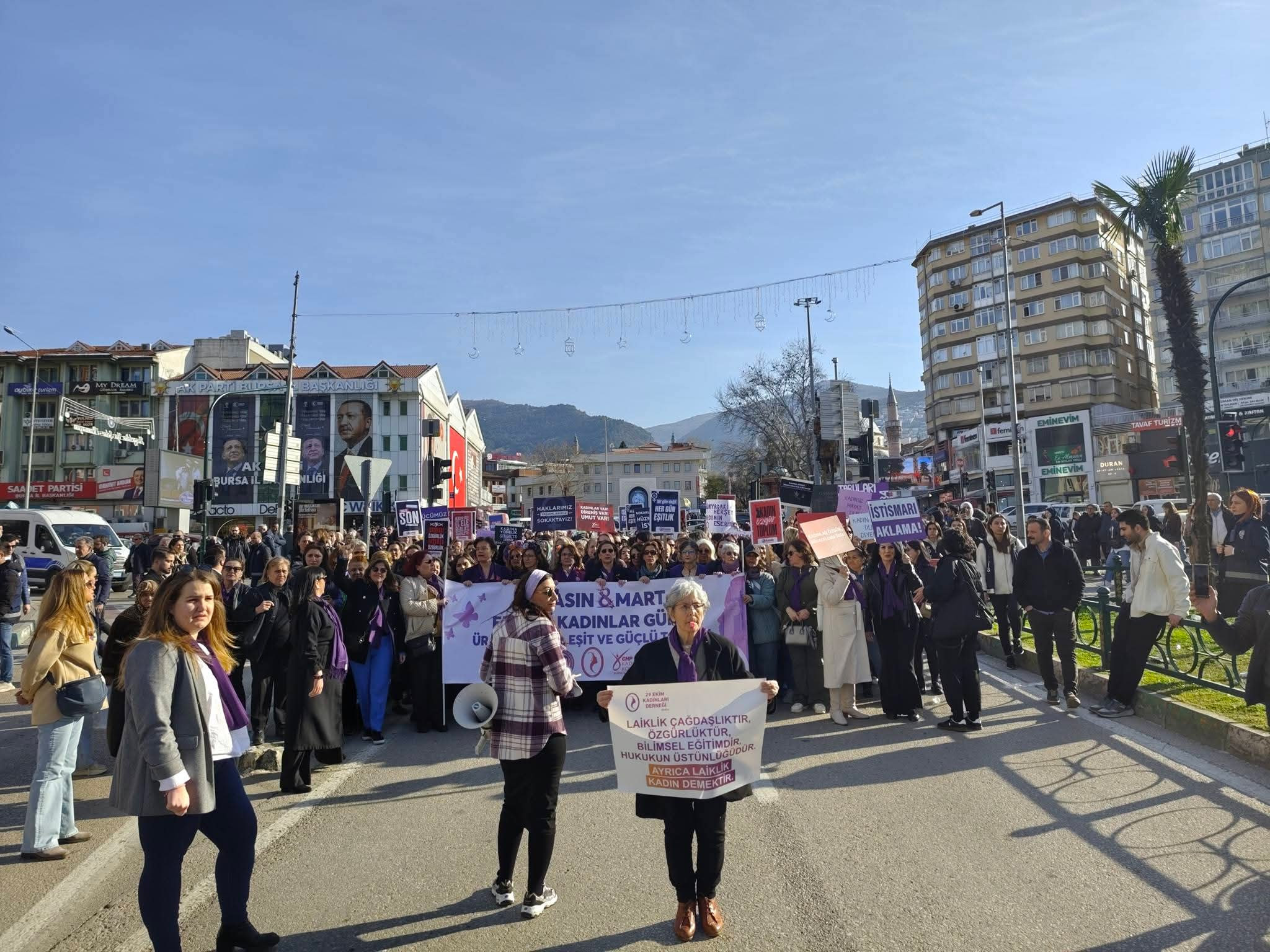 Özgürlük İçin Yürüyoruz