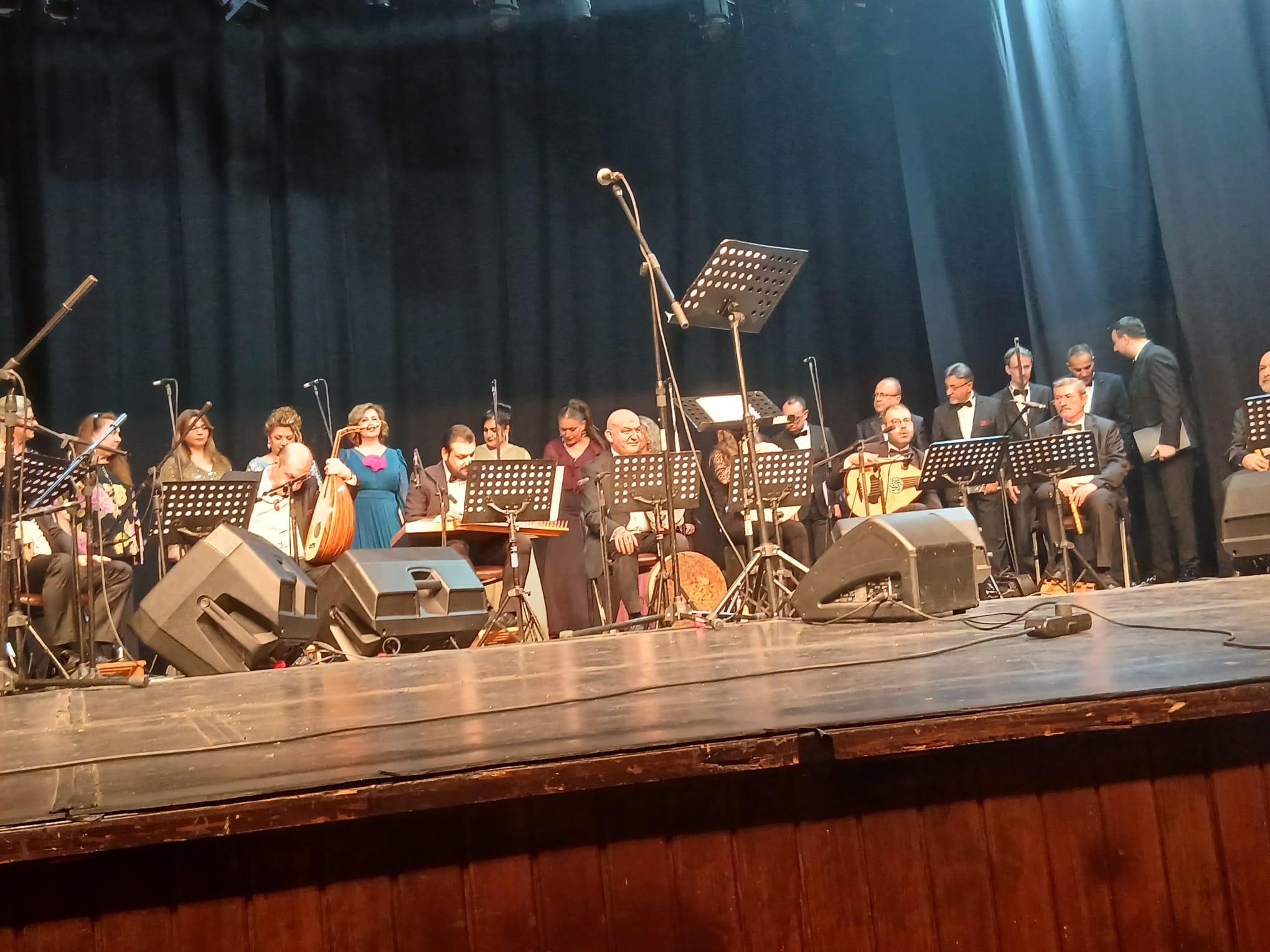 ŞARKILARDA BAHAR: SESİN, MEVSİMLE BULUŞTUĞU GECE