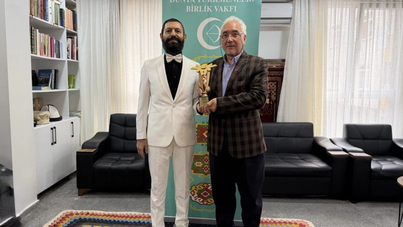 Akif Manaf’a Anlamlı Ödül: “Barış için İnsanlık Ödülü”