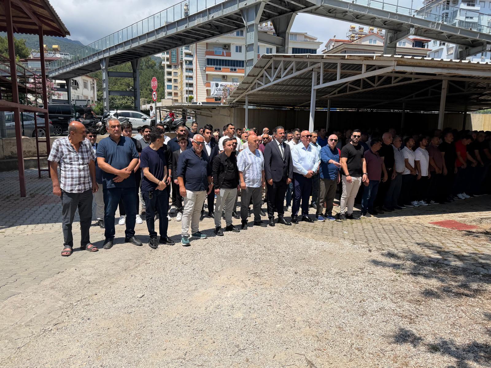 Özdağ, bayramın 3. Günü Alanya da