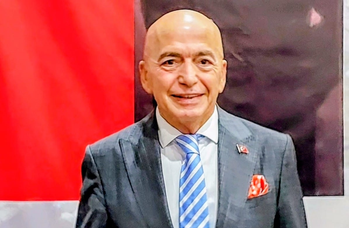 Adalet Partisi’nden Ekonomi Eleştirisi: “Vatandaş Türk Lirası Kazanıyor, Döviz Endeksli Harcama Yapıyor”
