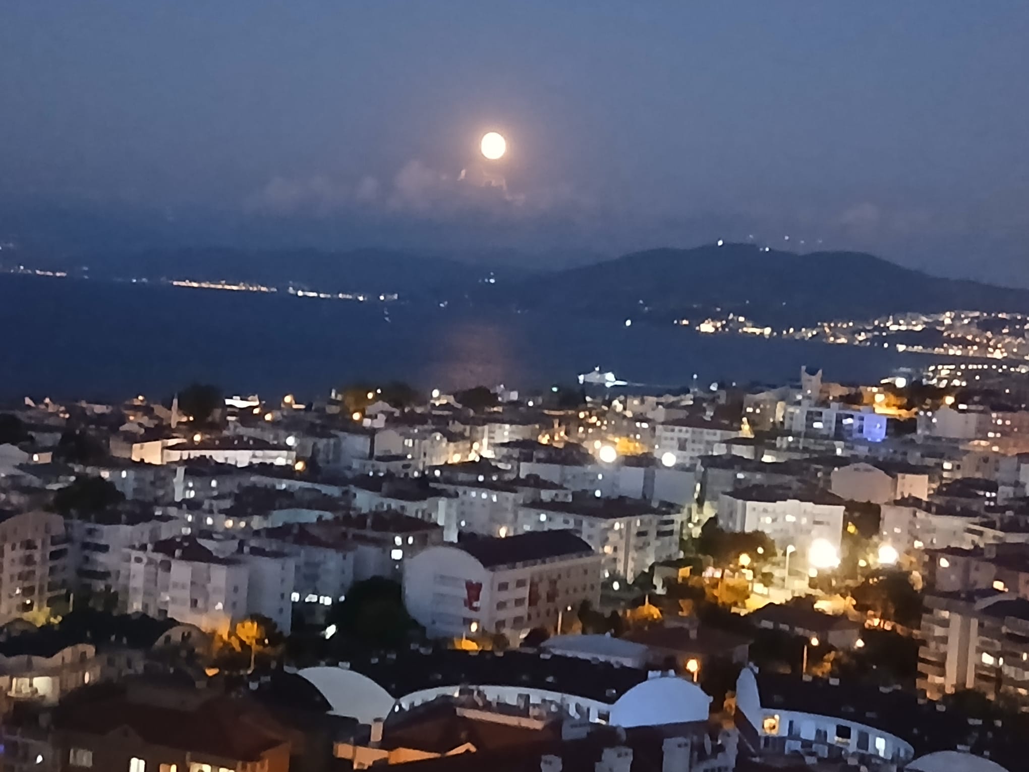 AYIN ONDÖRDÜNDE MUDANYA