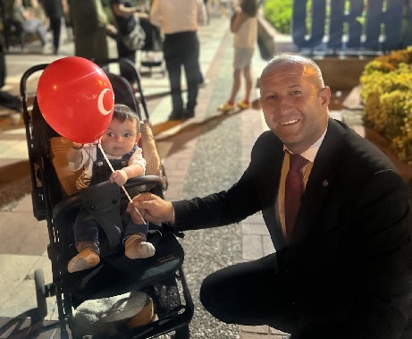 Gelecek Onların!