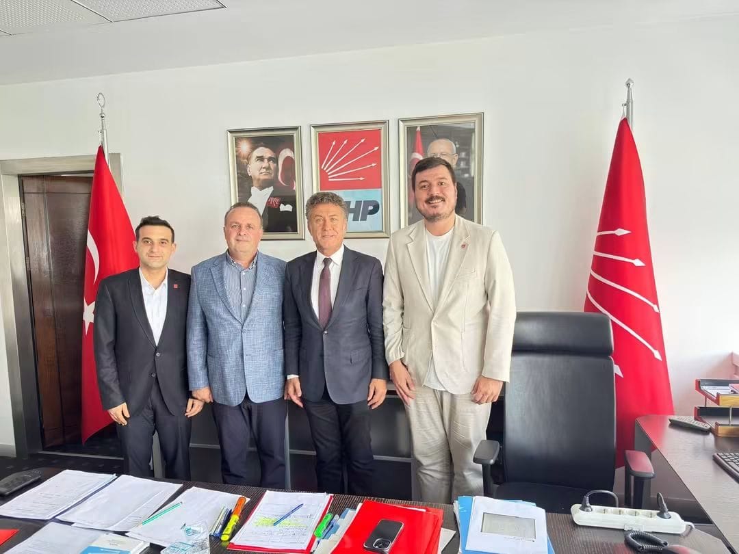 CHP NİLÜFER’DEN ANKARA ÇIKARMASI: DENİZ BAYKAL, GENEL MERKEZ VE TBMM’DE ÖNEMLİ TEMASLARDA BULUNDU