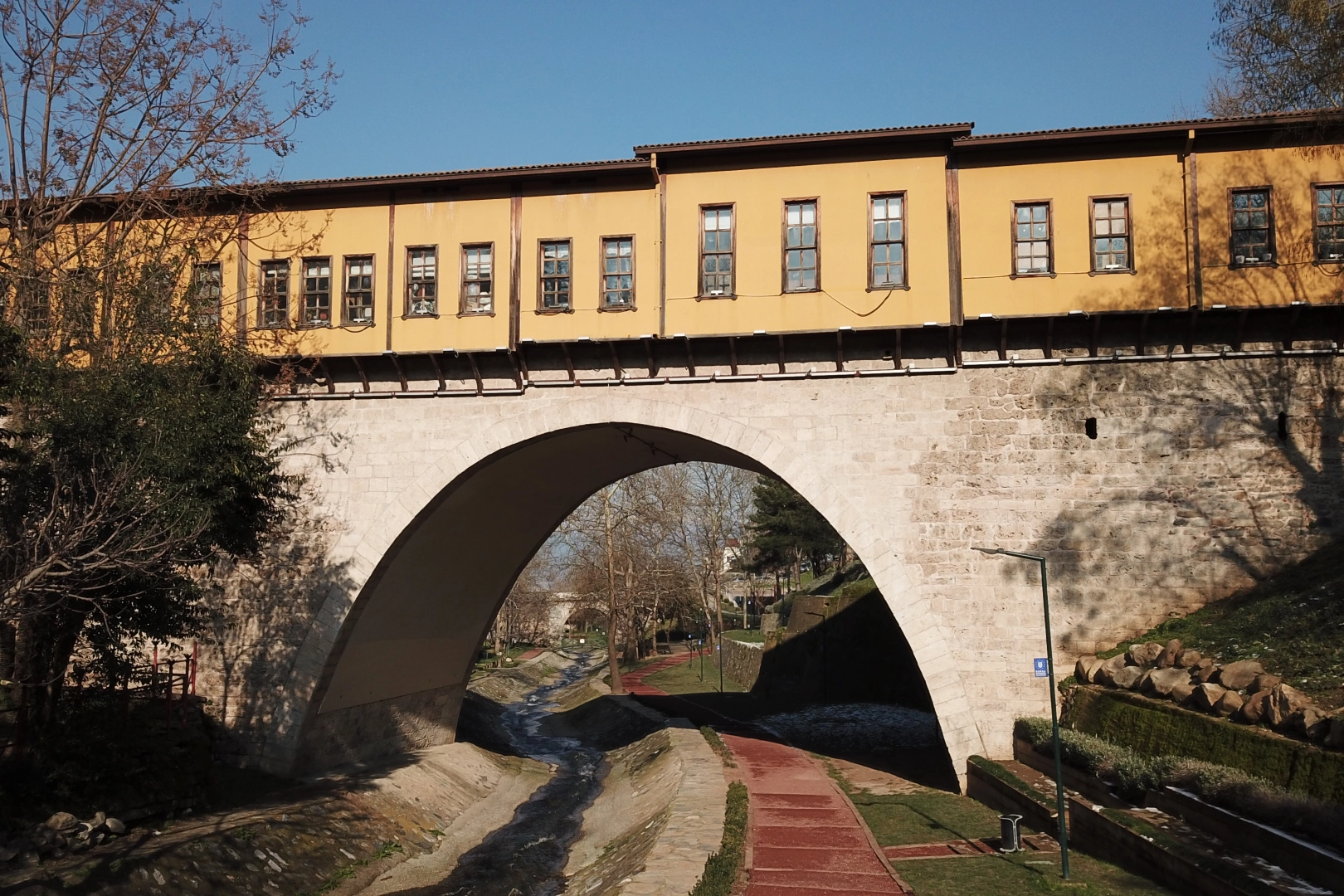 Bursa’dan Dünyaya Tarih Köprüsü: Belgesel Tarih 1210 Yazıya Ulaştı