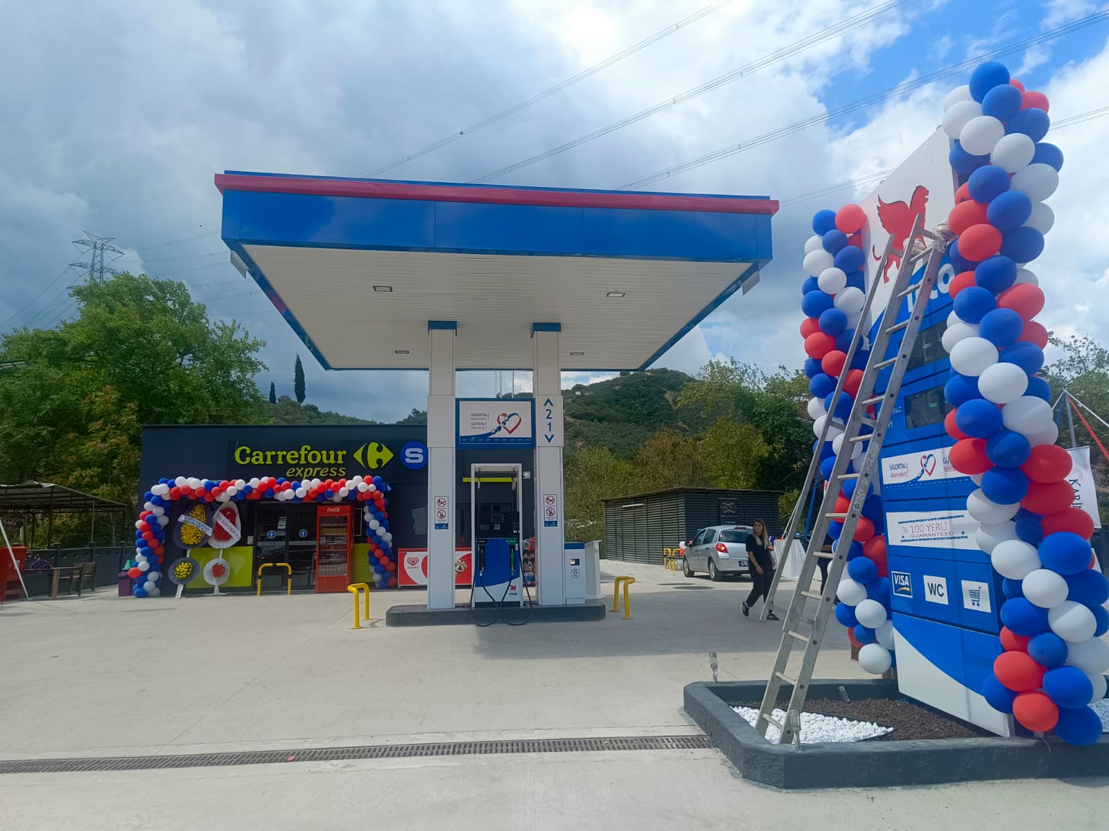 Muratoba’da Bölge Halkına Yeni Hizmet Noktası: TECO Akaryakıt ve CarrefourSA Express Hizmete Açıldı