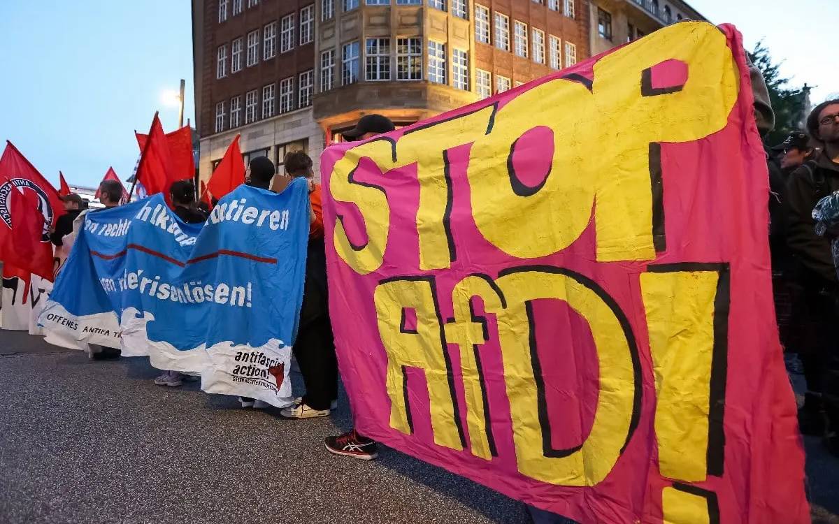 AfD’NİN YABANCILAR POLİTİKASI: GÖÇMENLERİ VE YABANCILARI NE BEKLİYOR?