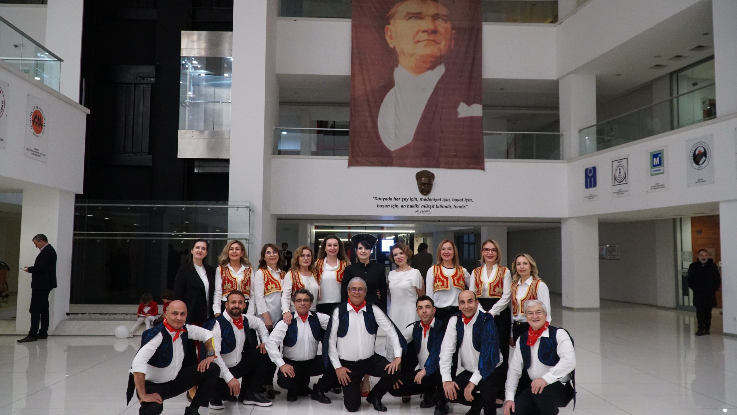 Bursa Tabip Odası Cumhuriyetimizin 103. Yılını Coşkuyla Kutladı