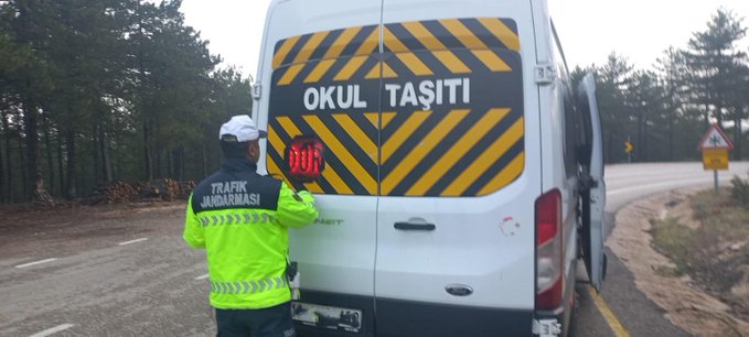 Bursa’da Okul Güvenliği İçin Trafik Jandarması Denetimleri Sürüyor