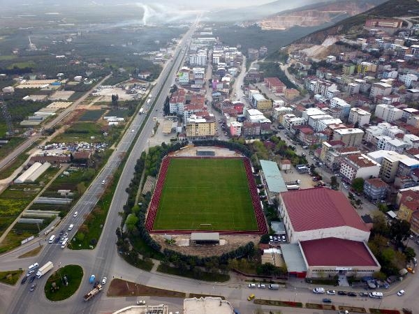 İYİ Parti Orhangazi İlçe Başkanı Bülent Bakış’tan stadyum tepkisi: “Sorunlar maçlar başlamadan çözülsün”